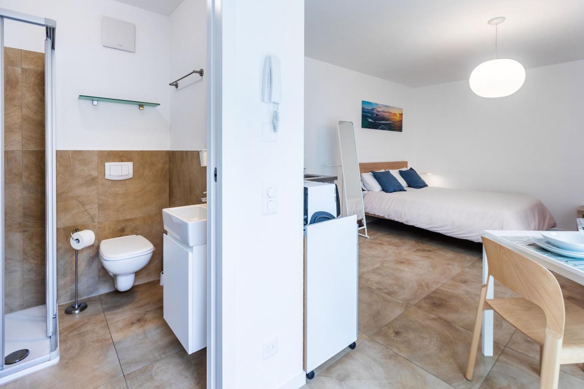 Апартаменти Easy Flat Vezia, Indipendent Entrance, Free Parking Лугано Номер фото
